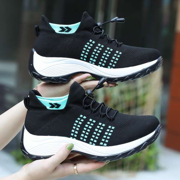 New Large Size High Elastic Fly Woven Breathable Shoes Fashion Light Socks Women's Sports Shoes - Image 4