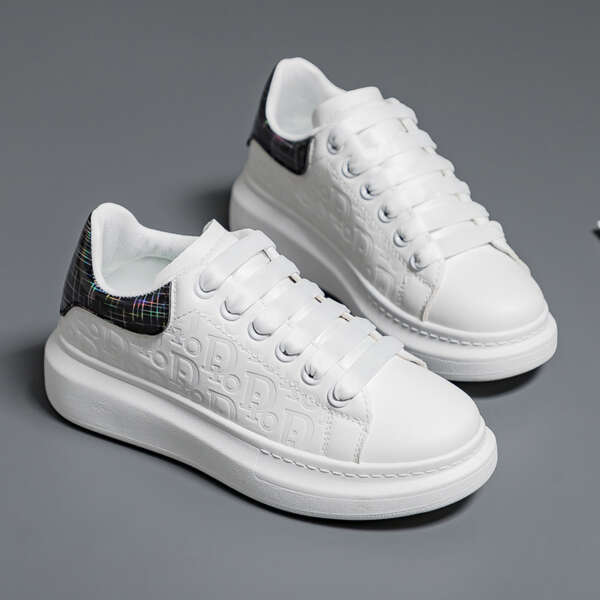 White shoes for women, Korean version Instagram for students, thick soled sports shoes for women, casual sponge cake shoes for women